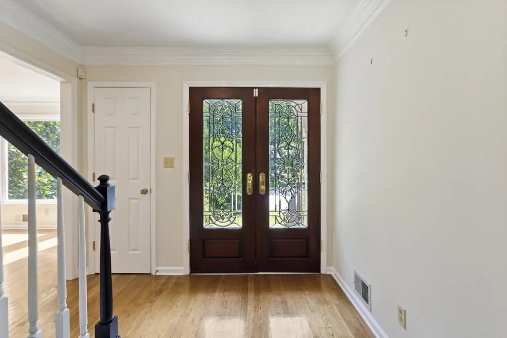 285 Brackenwood Circle, Atlanta, Georgia 30328, 6 Bedrooms Bedrooms, ,3 BathroomsBathrooms,Residential,Sold,285 Brackenwood Circle,7261639
