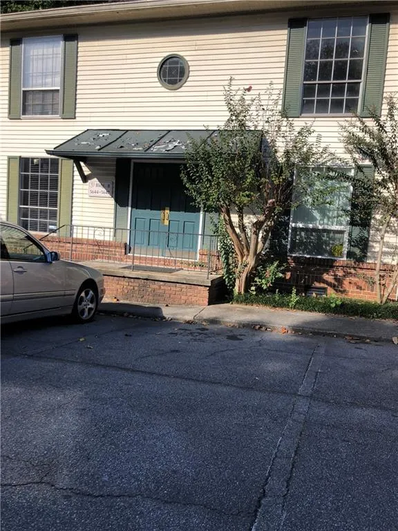 5645 Kingsport Drive Unit 13, Sandy Springs, Georgia 30342, 2 Bedrooms Bedrooms, ,2 BathroomsBathrooms,Residential,Sold,5645 Kingsport Drive Unit 13,6516236 5645 Kingsport Drive Unit 13, Sandy Springs, Georgia 30342, 2 Bedrooms Bedrooms, ,2 BathroomsBathrooms,Residential,Sold,5645 Kingsport Drive Unit 13,6516236