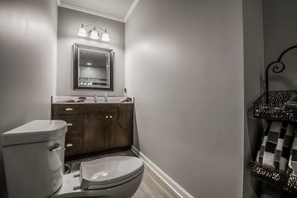 7525 Glisten Avenue, Atlanta, Georgia 30328, 4 Bedrooms Bedrooms, ,3 BathroomsBathrooms,Residential,Sold,7525 Glisten Avenue,5945174