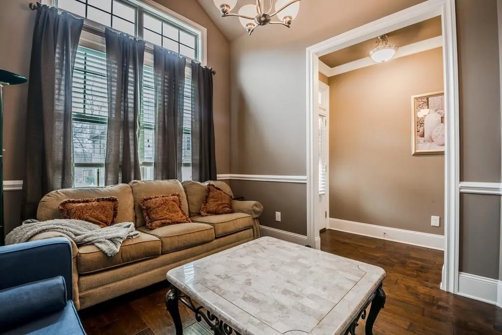 7525 Glisten Avenue, Atlanta, Georgia 30328, 4 Bedrooms Bedrooms, ,3 BathroomsBathrooms,Residential,Sold,7525 Glisten Avenue,5945174