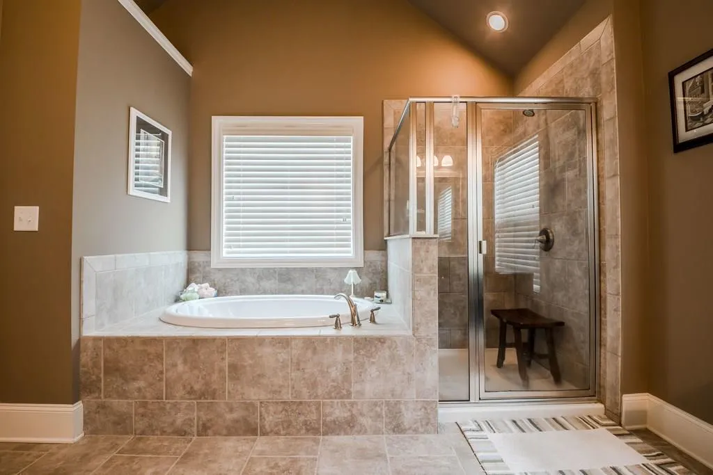 7525 Glisten Avenue, Atlanta, Georgia 30328, 4 Bedrooms Bedrooms, ,3 BathroomsBathrooms,Residential,Sold,7525 Glisten Avenue,5945174