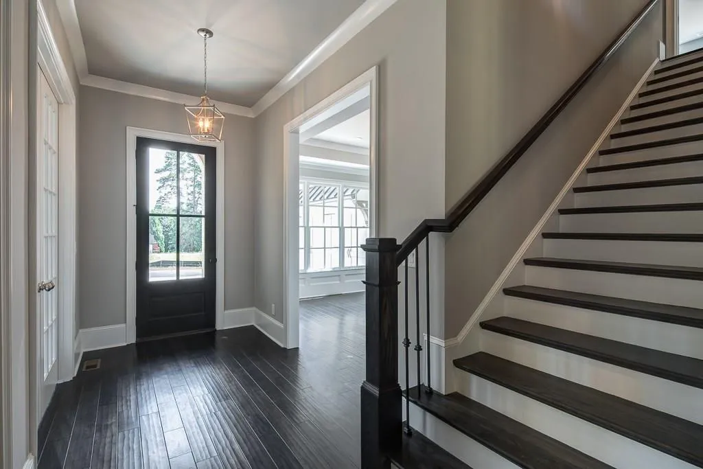 206 Belle Lane, Sandy Springs, Georgia 30328, 5 Bedrooms Bedrooms, ,5 BathroomsBathrooms,Residential,Sold,206 Belle Lane,5945863