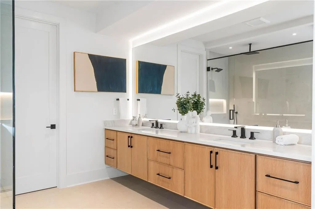 2383 Poplar Springs Drive Ne, Brookhaven, Georgia 30319, 5 Bedrooms Bedrooms, 0 ,5 BathroomsBathrooms,Residential,For Sale,2383 Poplar Springs Drive Ne,7691666