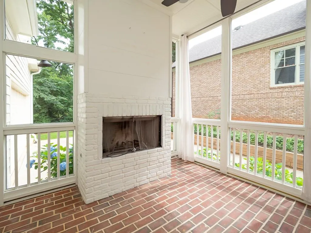 78 W Belle Isle Road, Atlanta, Georgia 30342, 5 Bedrooms Bedrooms, ,5 BathroomsBathrooms,Residential,Sold,78 W Belle Isle Road,6736278