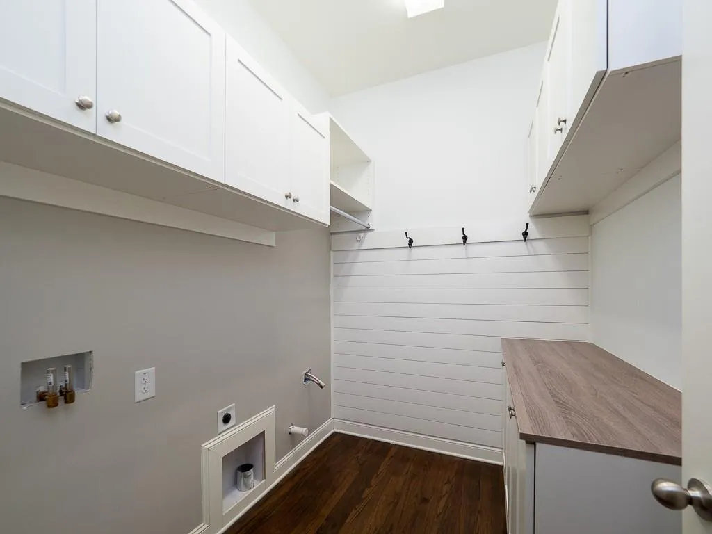 78 W Belle Isle Road, Atlanta, Georgia 30342, 5 Bedrooms Bedrooms, ,5 BathroomsBathrooms,Residential,Sold,78 W Belle Isle Road,6736278