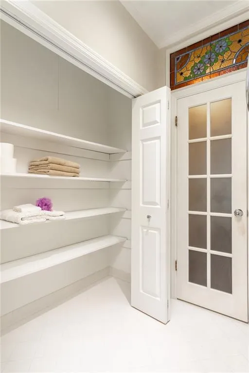 5635 Chemin De Vie, Atlanta, Georgia 30342, 2 Bedrooms Bedrooms, ,2 BathroomsBathrooms,Residential,Sold,5635 Chemin De Vie,6574777