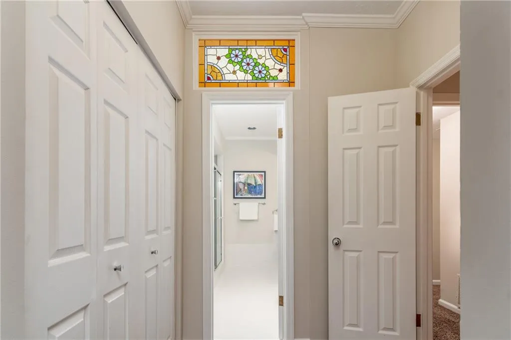 5635 Chemin De Vie, Atlanta, Georgia 30342, 2 Bedrooms Bedrooms, ,2 BathroomsBathrooms,Residential,Sold,5635 Chemin De Vie,6574777