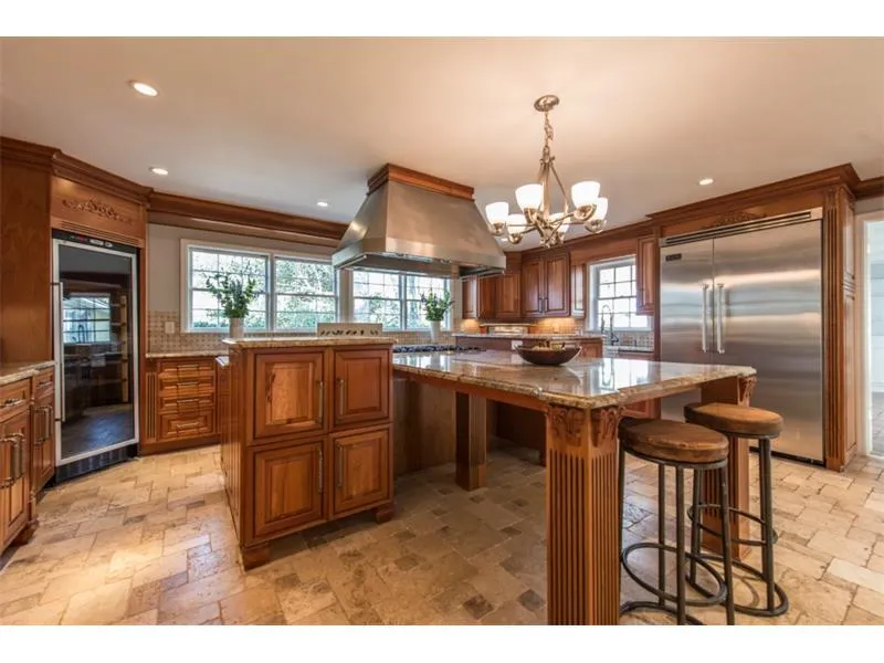 5695 Lake Island Drive, Atlanta, Georgia 30327, 5 Bedrooms Bedrooms, ,4 BathroomsBathrooms,Residential,Sold,5695 Lake Island Drive,5597970