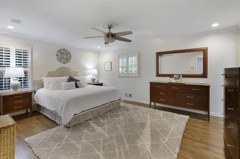 5660 Colton Drive, Atlanta, Georgia 30342, 3 Bedrooms Bedrooms, ,3 BathroomsBathrooms,Residential,Sold,5660 Colton Drive,6783591