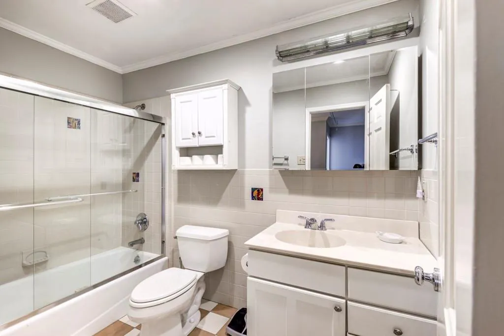 330 High Brook Drive, Atlanta, Georgia 30342, 4 Bedrooms Bedrooms, ,3 BathroomsBathrooms,Residential,Sold,330 High Brook Drive,7177841