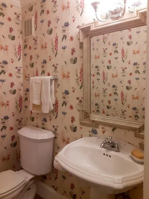 330 High Brook Drive, Atlanta, Georgia 30342, 4 Bedrooms Bedrooms, ,3 BathroomsBathrooms,Residential,Sold,330 High Brook Drive,7177841