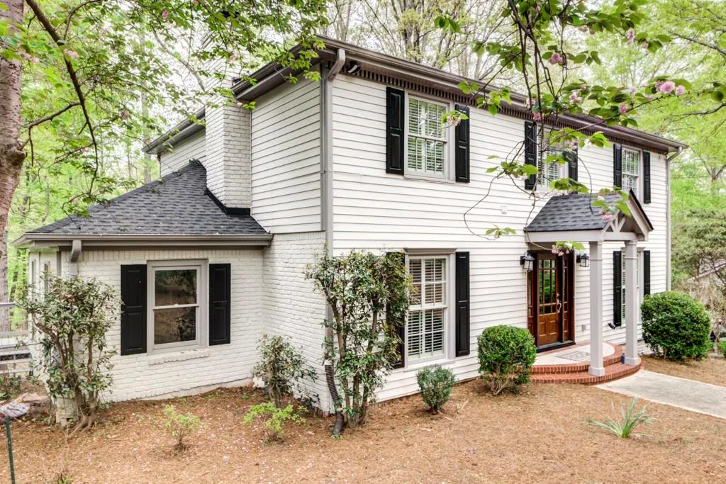 330 High Brook Drive, Atlanta, Georgia 30342, 4 Bedrooms Bedrooms, ,3 BathroomsBathrooms,Residential,Sold,330 High Brook Drive,7177841