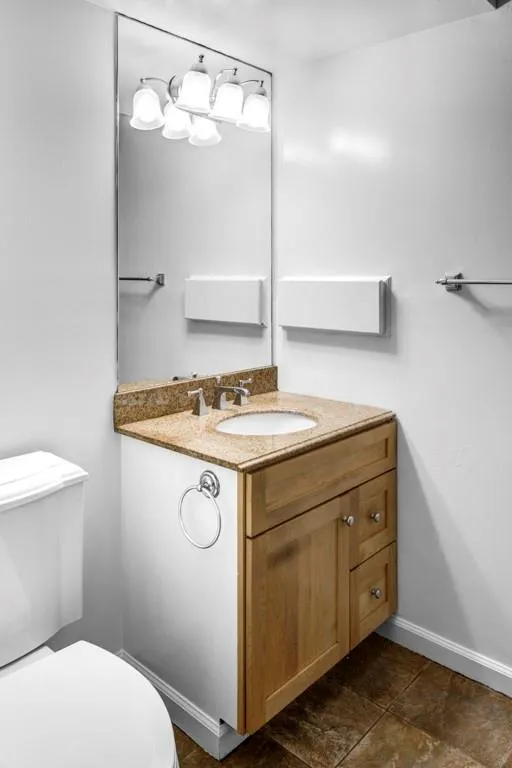 330 High Brook Drive, Atlanta, Georgia 30342, 4 Bedrooms Bedrooms, ,3 BathroomsBathrooms,Residential,Sold,330 High Brook Drive,7177841