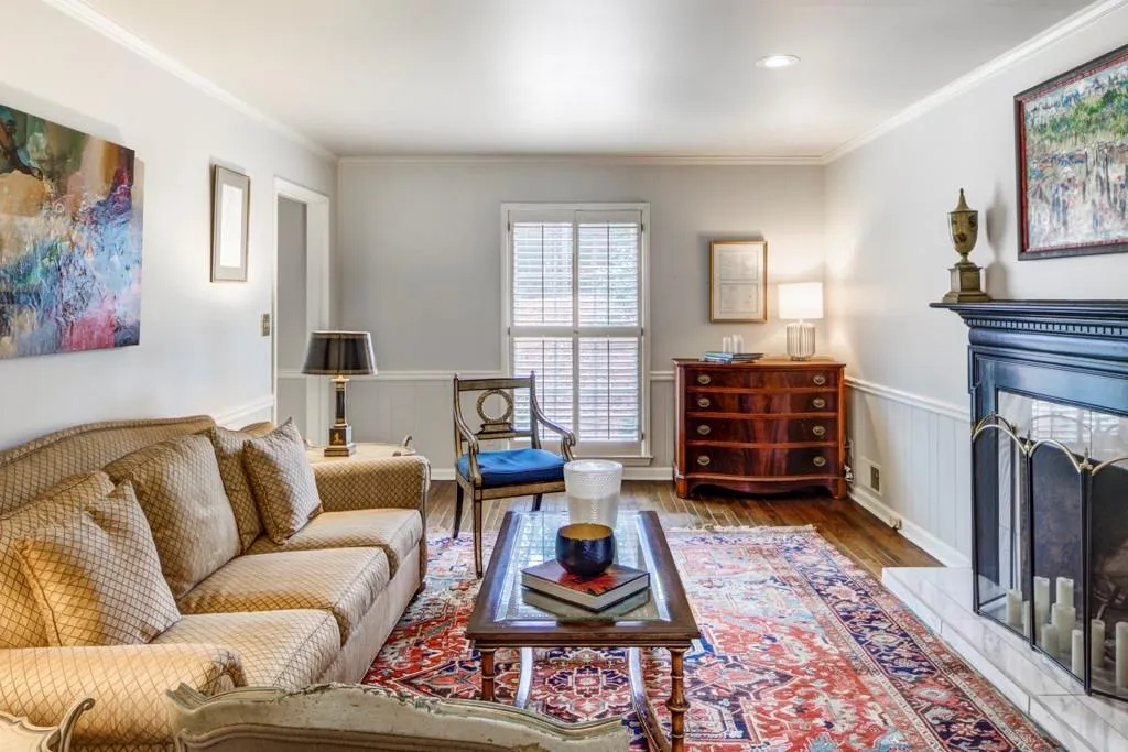 330 High Brook Drive, Atlanta, Georgia 30342, 4 Bedrooms Bedrooms, ,3 BathroomsBathrooms,Residential,Sold,330 High Brook Drive,7177841