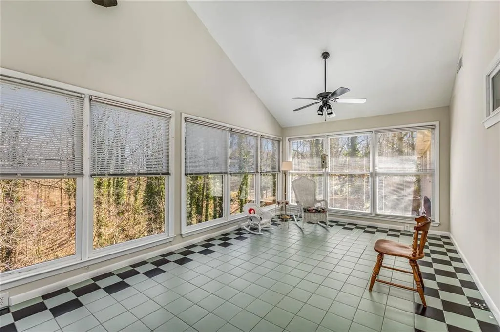 8865 Huntcliff Trace, Sandy Springs, Georgia 30350, 4 Bedrooms Bedrooms, ,4 BathroomsBathrooms,Residential,Sold,8865 Huntcliff Trace,6993646
