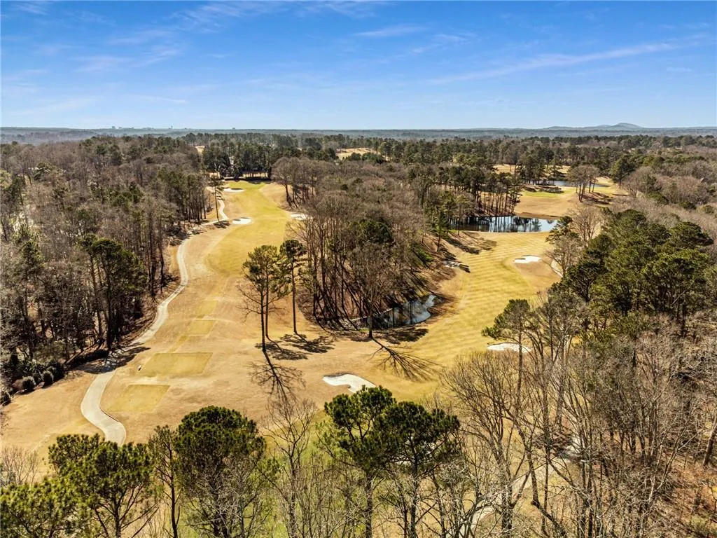 8865 Huntcliff Trace, Sandy Springs, Georgia 30350, 4 Bedrooms Bedrooms, ,4 BathroomsBathrooms,Residential,Sold,8865 Huntcliff Trace,6993646