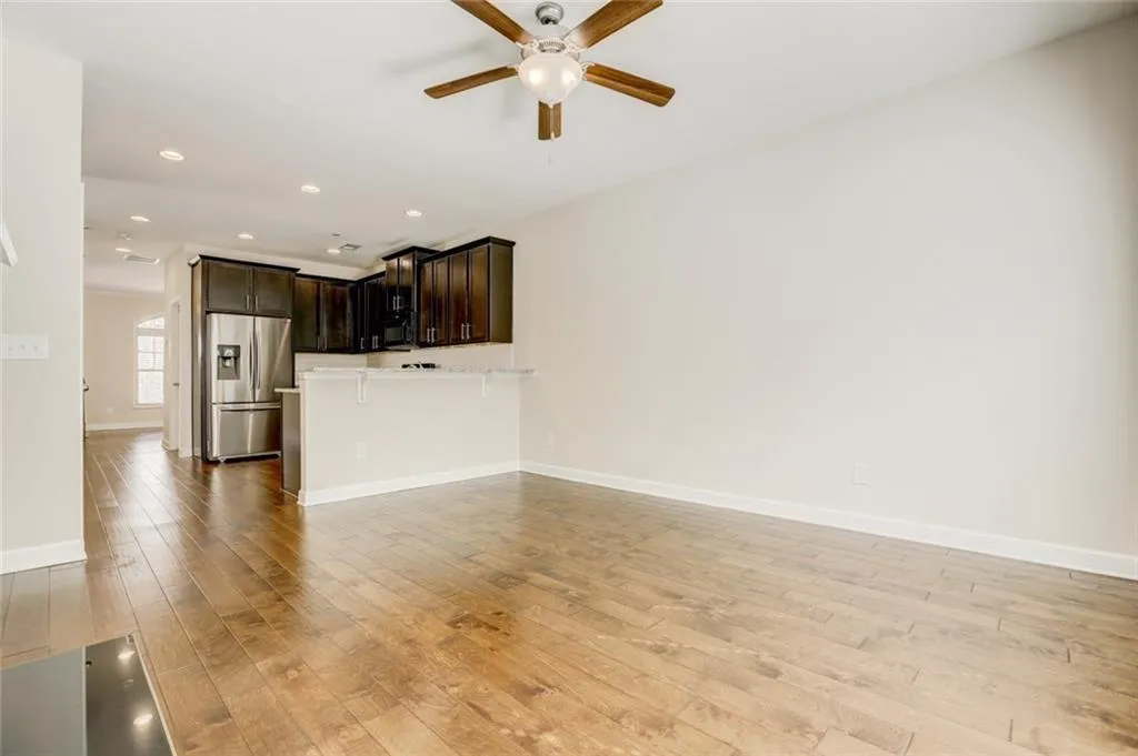 7365 Highland Bluff, Sandy Springs, Georgia 30328, 3 Bedrooms Bedrooms, ,3 BathroomsBathrooms,Residential,Sold,7365 Highland Bluff,5974006