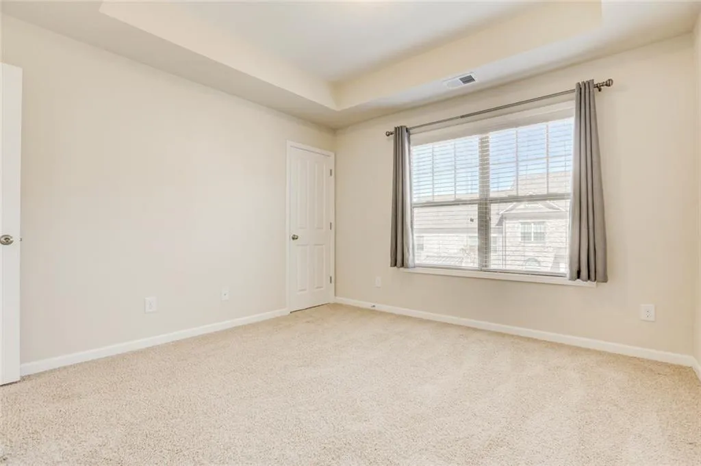 7365 Highland Bluff, Sandy Springs, Georgia 30328, 3 Bedrooms Bedrooms, ,3 BathroomsBathrooms,Residential,Sold,7365 Highland Bluff,5974006