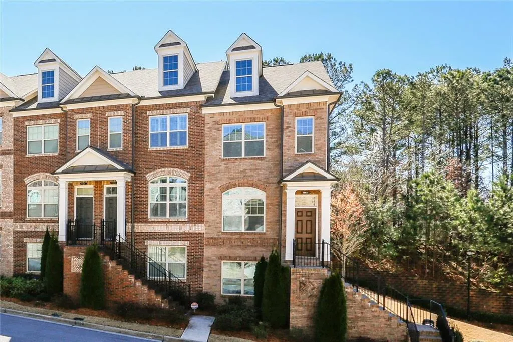 7365 Highland Bluff, Sandy Springs, Georgia 30328, 3 Bedrooms Bedrooms, ,3 BathroomsBathrooms,Residential,Sold,7365 Highland Bluff,5974006