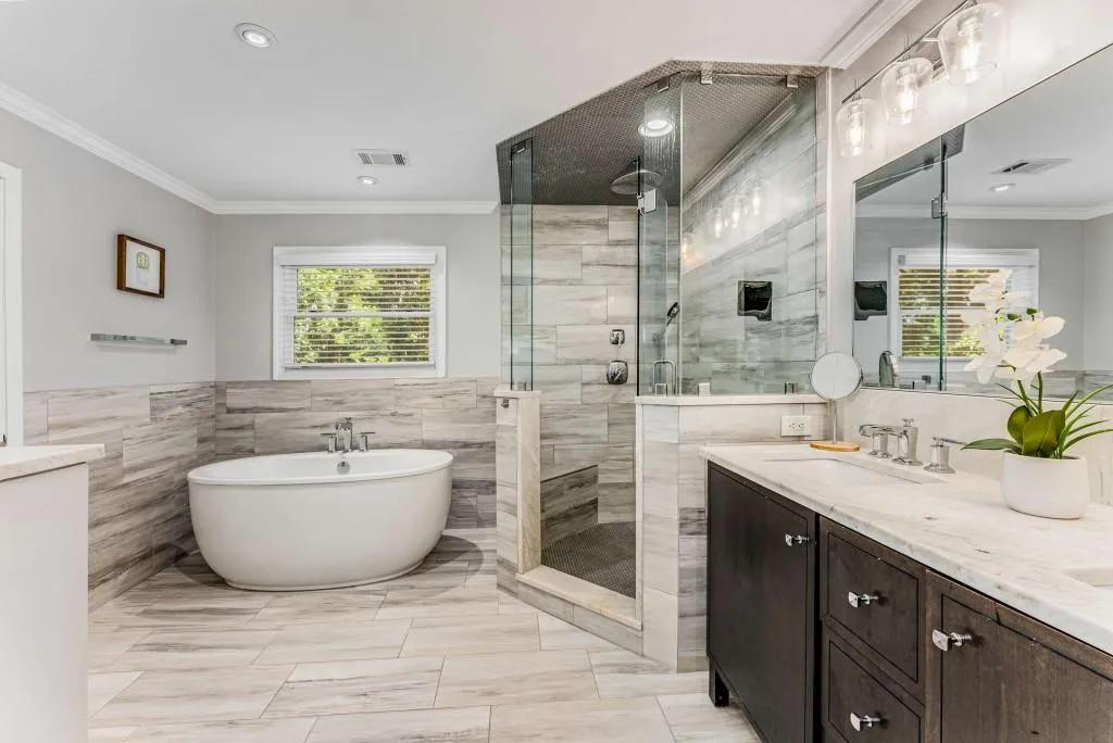 8905 Huntcliff Trace, Sandy Springs, Georgia 30350, 4 Bedrooms Bedrooms, ,3 BathroomsBathrooms,Residential,Sold,8905 Huntcliff Trace,7419240