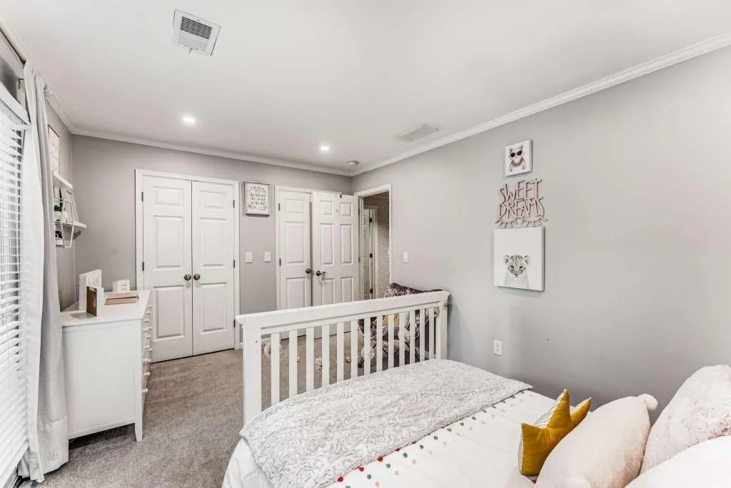 8905 Huntcliff Trace, Sandy Springs, Georgia 30350, 4 Bedrooms Bedrooms, ,3 BathroomsBathrooms,Residential,Sold,8905 Huntcliff Trace,7419240