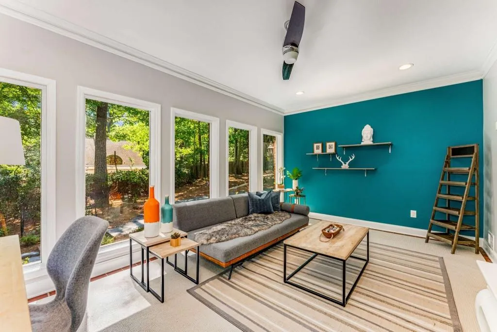 8905 Huntcliff Trace, Sandy Springs, Georgia 30350, 4 Bedrooms Bedrooms, ,3 BathroomsBathrooms,Residential,Sold,8905 Huntcliff Trace,7419240