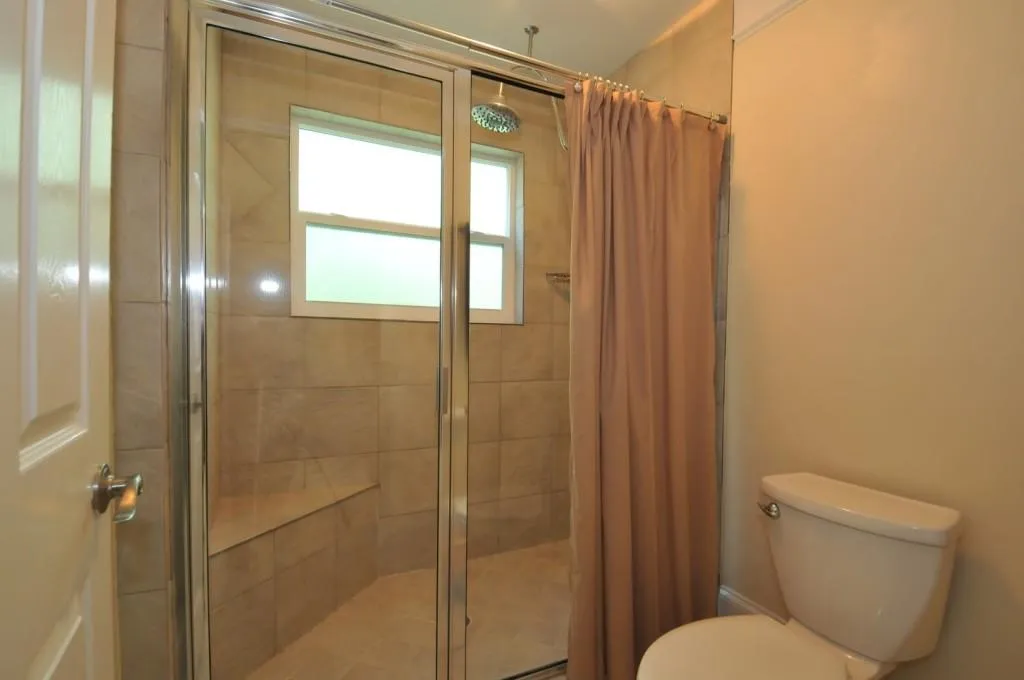 13 Dunwoody Springs Drive Unit 13, Sandy Springs, Georgia 30328, 2 Bedrooms Bedrooms, ,2 BathroomsBathrooms,Residential,Sold,13 Dunwoody Springs Drive Unit 13,6074145