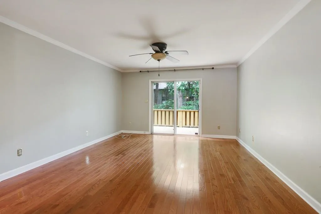 18 Ivy Ridge Ne Unit 18, Atlanta, Georgia 30342, 3 Bedrooms Bedrooms, ,3 BathroomsBathrooms,Residential,Sold,18 Ivy Ridge Ne Unit 18,5840939