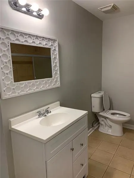 355 Winding River Drive Unit F, Sandy Springs, Georgia 30350, 2 Bedrooms Bedrooms, ,2 BathroomsBathrooms,Residential,Sold,355 Winding River Drive Unit F,6645351