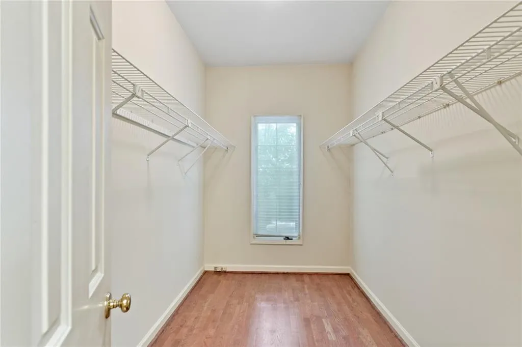 2 Braemore Drive, Sandy Springs, Georgia 30328, 3 Bedrooms Bedrooms, ,2 BathroomsBathrooms,Residential,Sold,2 Braemore Drive,6924052