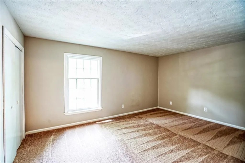 6700 Roswell Road Unit 27a, Atlanta, Georgia 30328, 2 Bedrooms Bedrooms, ,2 BathroomsBathrooms,Residential,Sold,6700 Roswell Road Unit 27a,6757824