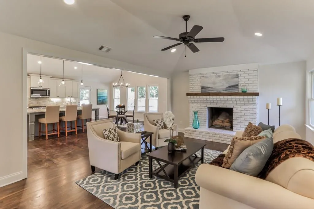 4715 Cherrywood Lane, Sandy Springs, Georgia 30342, 4 Bedrooms Bedrooms, ,4 BathroomsBathrooms,Residential,Sold,4715 Cherrywood Lane,5931872