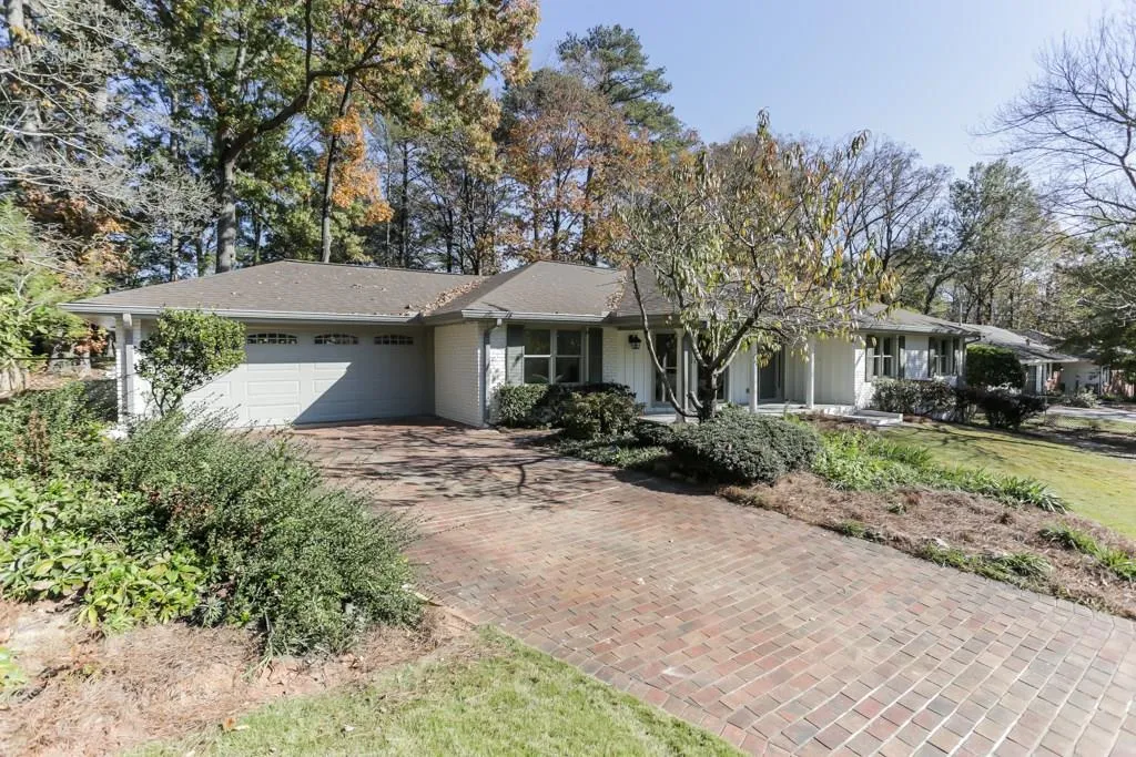 4715 Cherrywood Lane, Sandy Springs, Georgia 30342, 4 Bedrooms Bedrooms, ,4 BathroomsBathrooms,Residential,Sold,4715 Cherrywood Lane,5931872