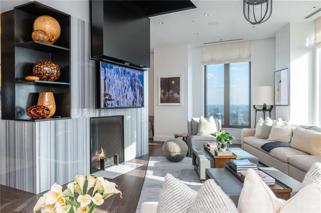 3376 Peachtree Road Ne Unit Ph51, Atlanta, Georgia 30326, 4 Bedrooms Bedrooms, 0 ,4 BathroomsBathrooms,Residential,For Sale,3376 Peachtree Road Ne Unit Ph51,7747907