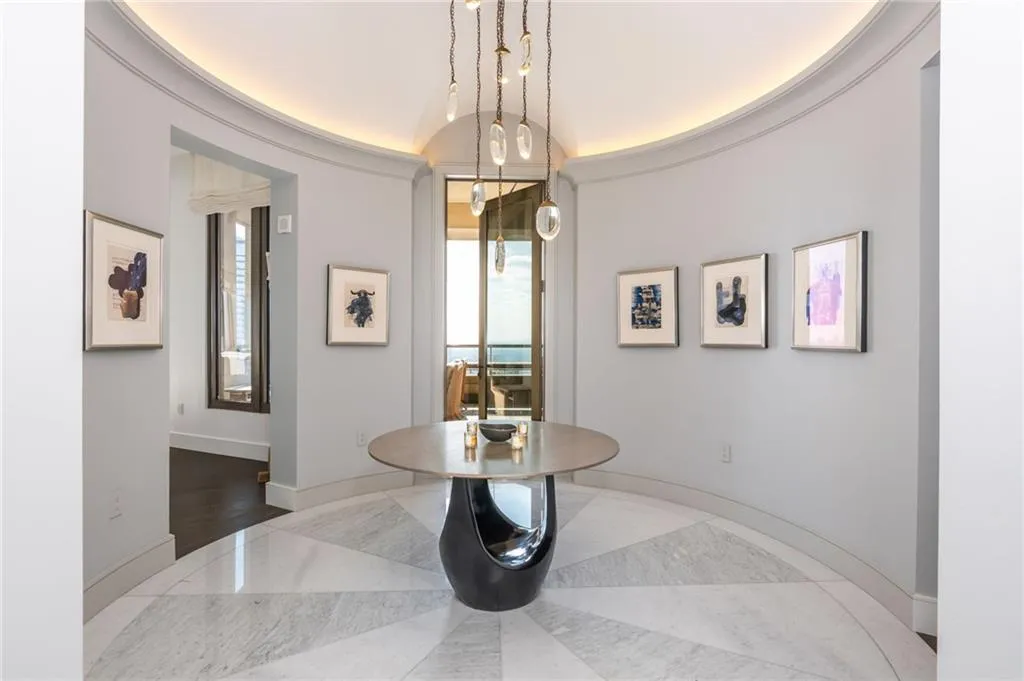 3376 Peachtree Road Ne Unit Ph51, Atlanta, Georgia 30326, 4 Bedrooms Bedrooms, 0 ,4 BathroomsBathrooms,Residential,For Sale,3376 Peachtree Road Ne Unit Ph51,7747907