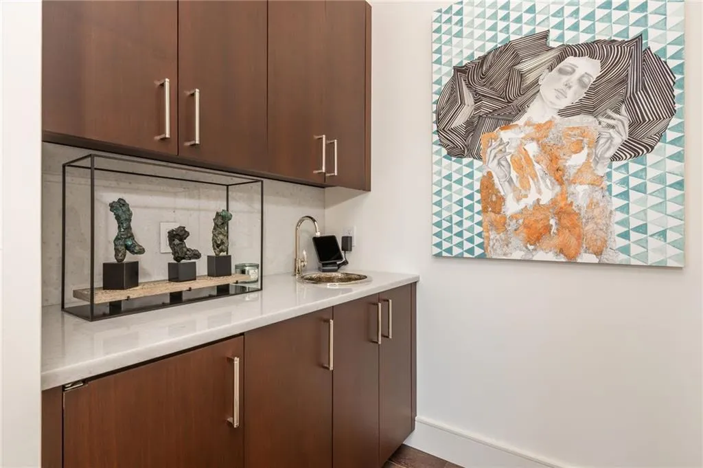 3376 Peachtree Road Ne Unit Ph51, Atlanta, Georgia 30326, 4 Bedrooms Bedrooms, 0 ,4 BathroomsBathrooms,Residential,For Sale,3376 Peachtree Road Ne Unit Ph51,7747907