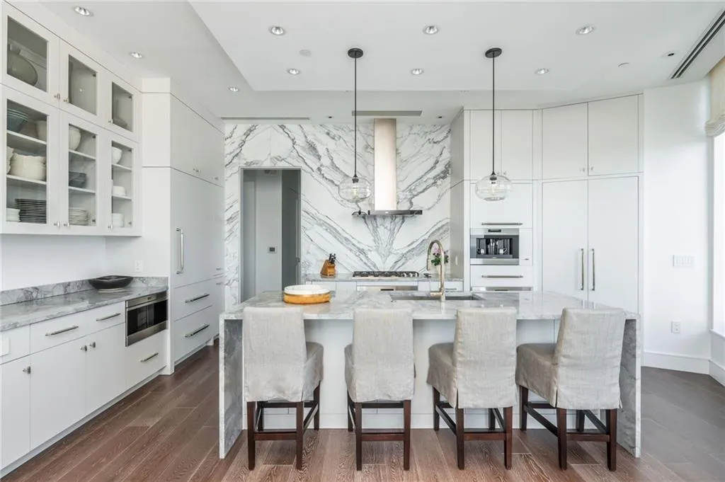 3376 Peachtree Road Ne Unit Ph51, Atlanta, Georgia 30326, 4 Bedrooms Bedrooms, 0 ,4 BathroomsBathrooms,Residential,For Sale,3376 Peachtree Road Ne Unit Ph51,7747907