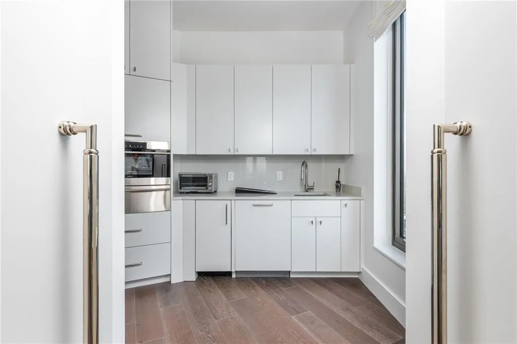 3376 Peachtree Road Ne Unit Ph51, Atlanta, Georgia 30326, 4 Bedrooms Bedrooms, 0 ,4 BathroomsBathrooms,Residential,For Sale,3376 Peachtree Road Ne Unit Ph51,7747907