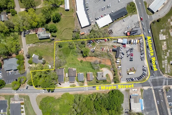 116 E Maple, Cumming, Georgia 30040