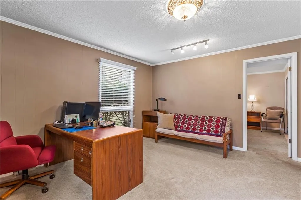 810 Sudbury Road, Sandy Springs, Georgia 30328, 4 Bedrooms Bedrooms, ,4 BathroomsBathrooms,Residential,Sold,810 Sudbury Road,6987887