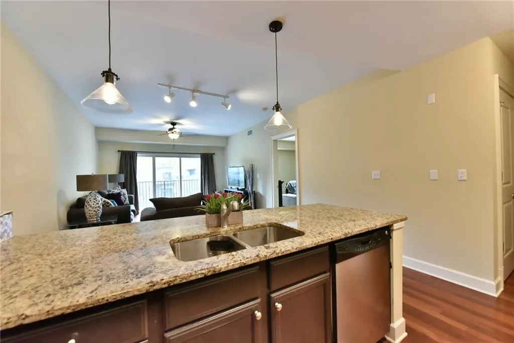 200 River Vista Drive Unit 445, Atlanta, Georgia 30339, 1 Bedroom Bedrooms, ,1 BathroomBathrooms,Residential,Sold,200 River Vista Drive Unit 445,5855729