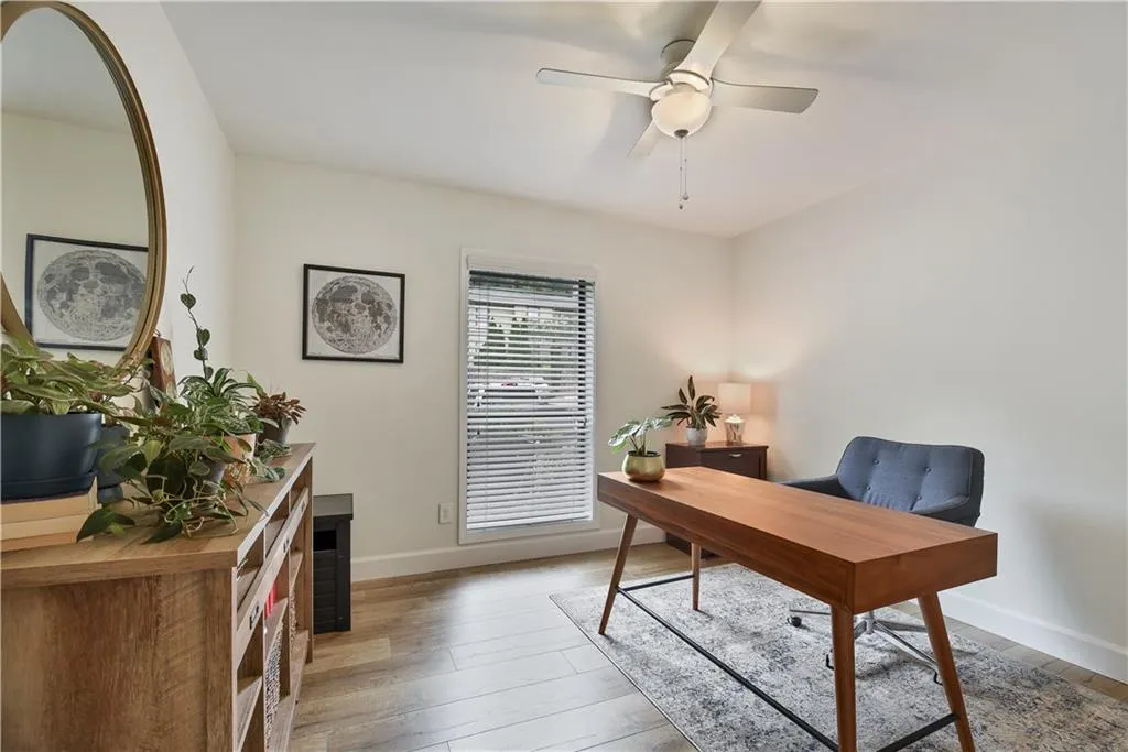 902 Woodcliff Drive Unit 902, Atlanta, Georgia 30350, 2 Bedrooms Bedrooms, ,2 BathroomsBathrooms,Residential,Sold,902 Woodcliff Drive Unit 902,6896397