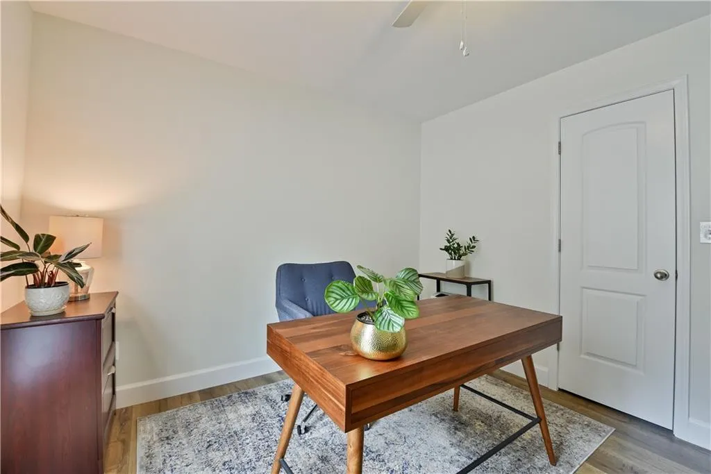 902 Woodcliff Drive Unit 902, Atlanta, Georgia 30350, 2 Bedrooms Bedrooms, ,2 BathroomsBathrooms,Residential,Sold,902 Woodcliff Drive Unit 902,6896397