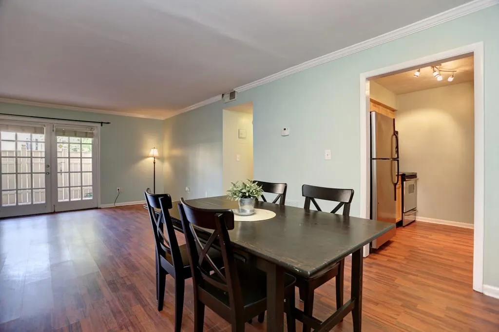 1150 Collier Road Nw Unit F19, Atlanta, Georgia 30318, 1 Bedroom Bedrooms, ,1 BathroomBathrooms,Residential,Sold,1150 Collier Road Nw Unit F19,5691997