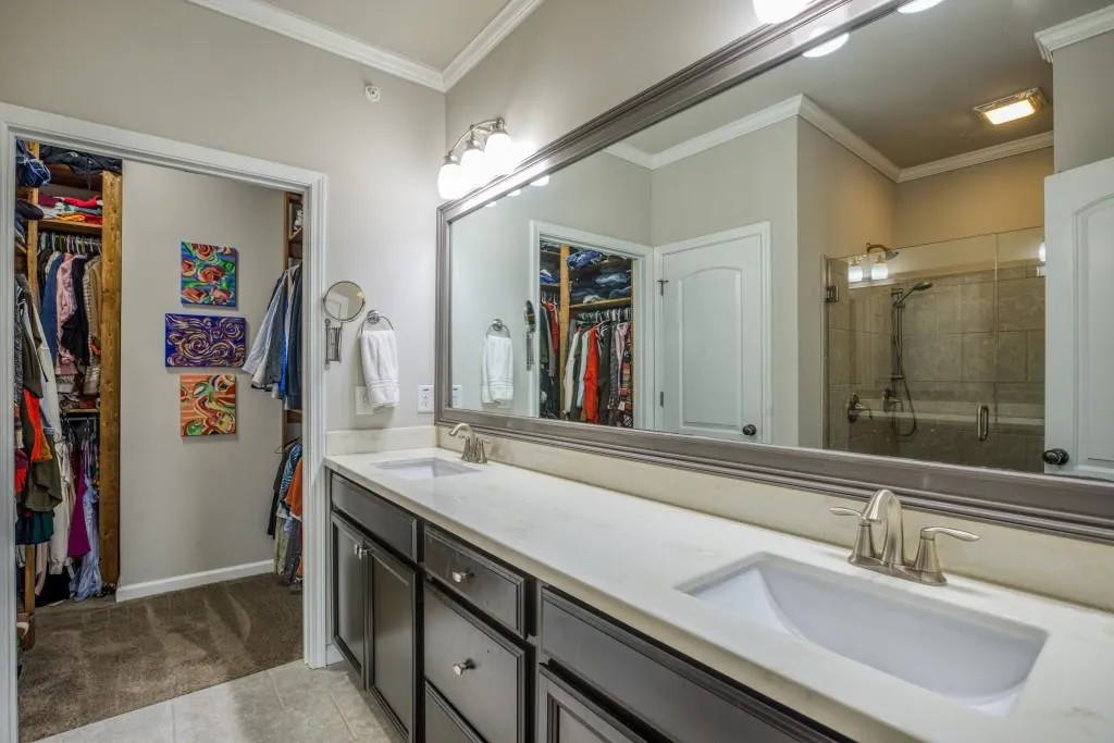968 Thibideau Court, Atlanta, Georgia 30328, 4 Bedrooms Bedrooms, ,3 BathroomsBathrooms,Residential,Sold,968 Thibideau Court,6703844
