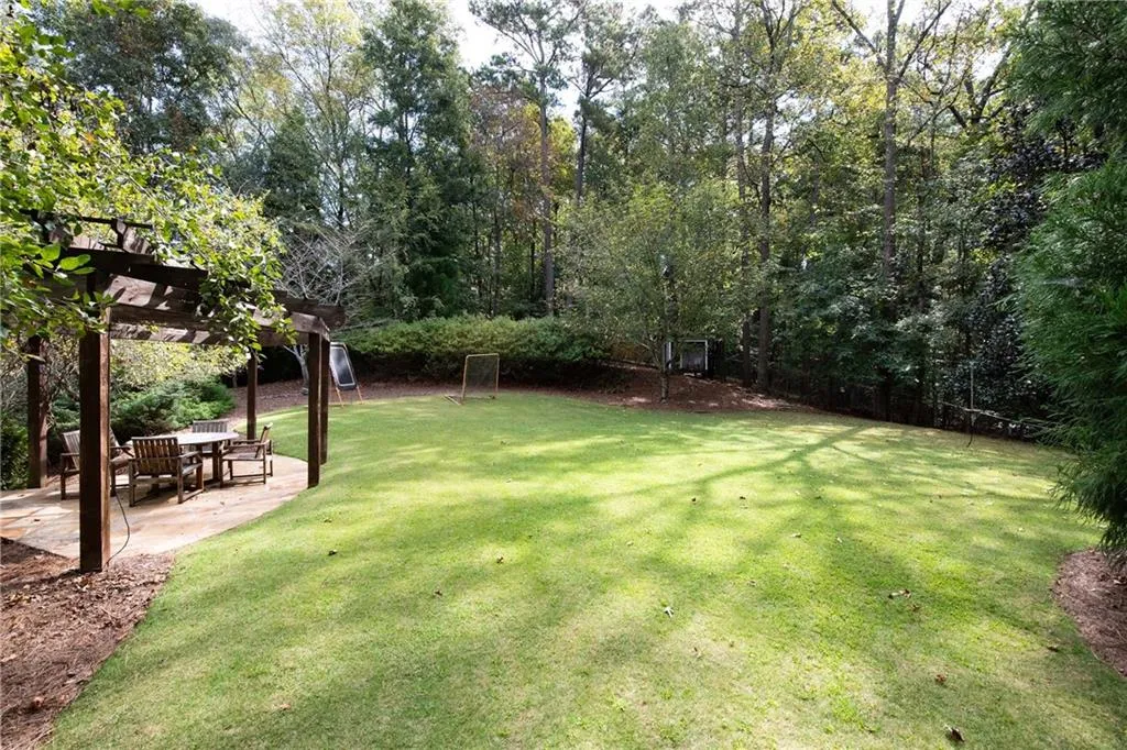 1765 Brandon Hall Drive, Atlanta, Georgia 30350, 6 Bedrooms Bedrooms, ,4 BathroomsBathrooms,Residential,For Sale,1765 Brandon Hall Drive,7654242