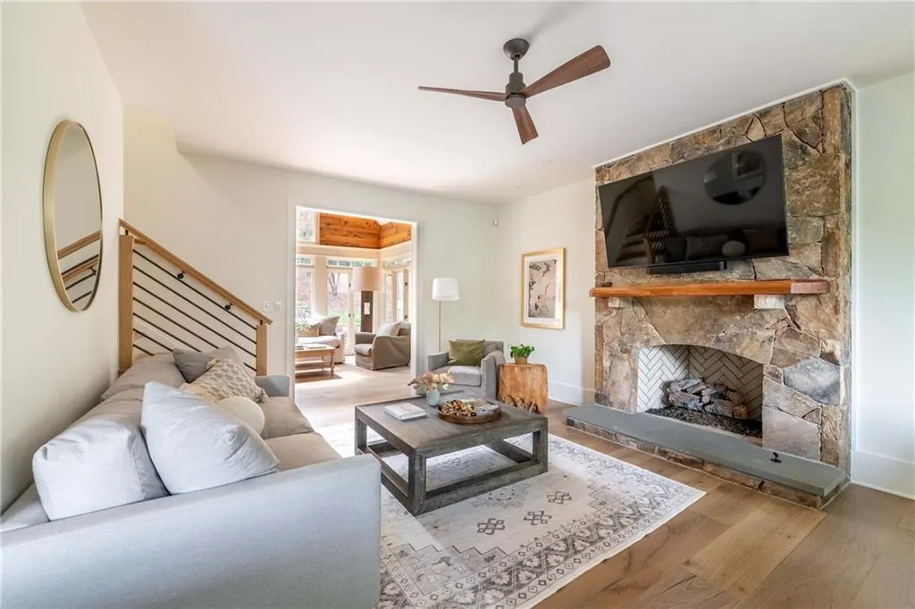 1765 Brandon Hall Drive, Atlanta, Georgia 30350, 6 Bedrooms Bedrooms, ,4 BathroomsBathrooms,Residential,For Sale,1765 Brandon Hall Drive,7654242