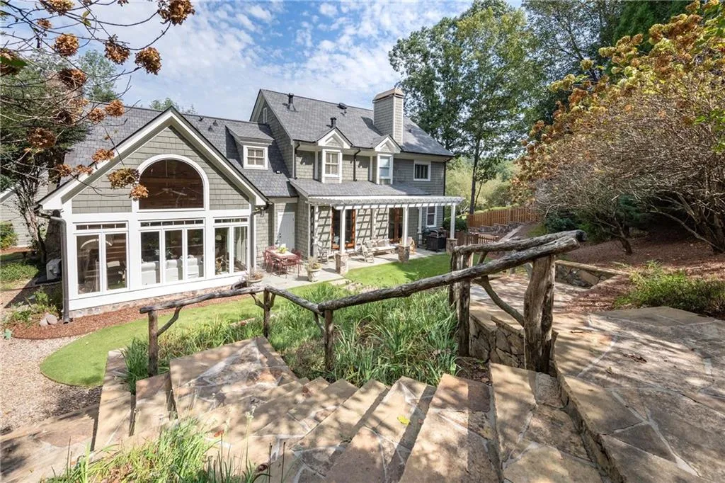 1765 Brandon Hall Drive, Atlanta, Georgia 30350, 6 Bedrooms Bedrooms, ,4 BathroomsBathrooms,Residential,For Sale,1765 Brandon Hall Drive,7654242