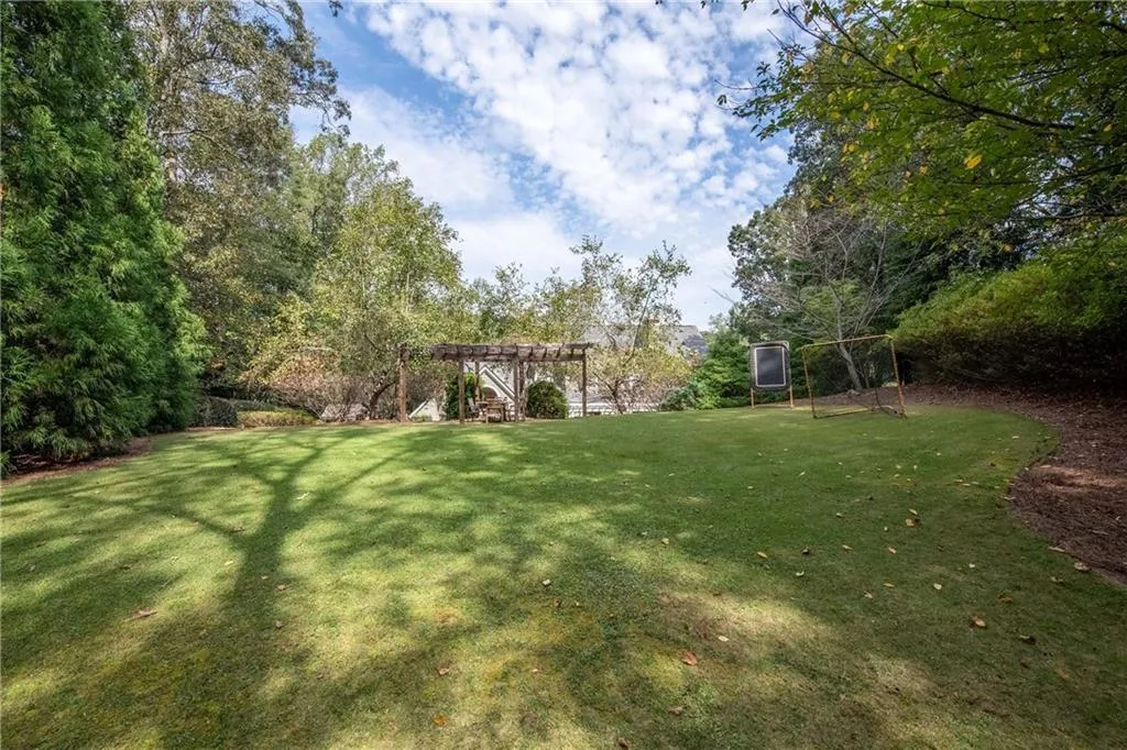 1765 Brandon Hall Drive, Atlanta, Georgia 30350, 6 Bedrooms Bedrooms, ,4 BathroomsBathrooms,Residential,For Sale,1765 Brandon Hall Drive,7654242