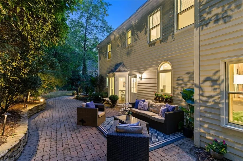 405 Ferry Landing, Atlanta, Georgia 30328, 4 Bedrooms Bedrooms, ,3 BathroomsBathrooms,Residential,For Sale,405 Ferry Landing,7648705